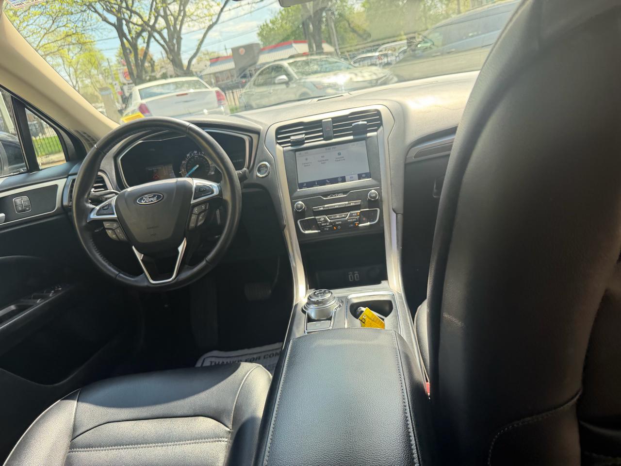 Ford Fusion SEL 2020