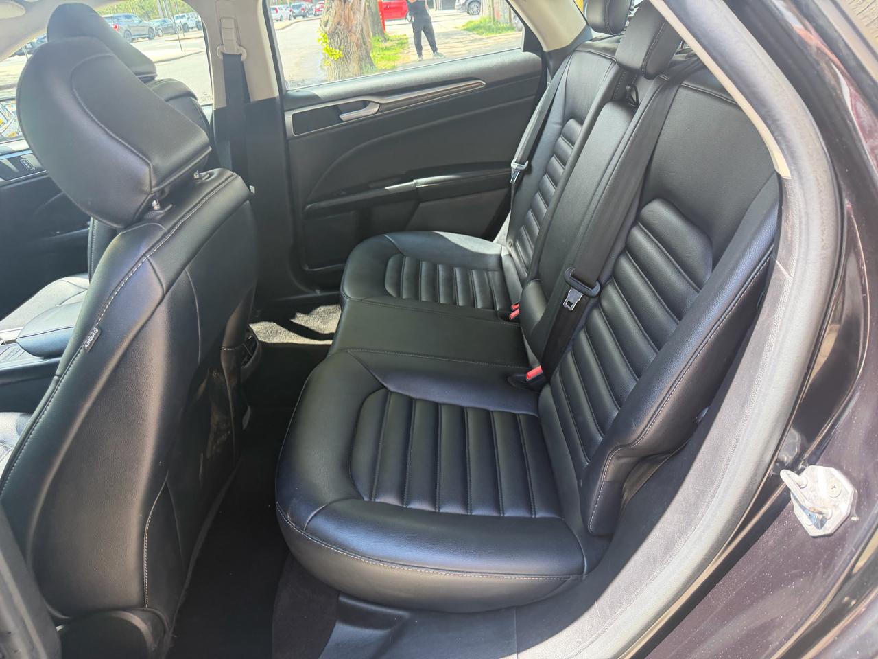 Ford Fusion SEL 2020