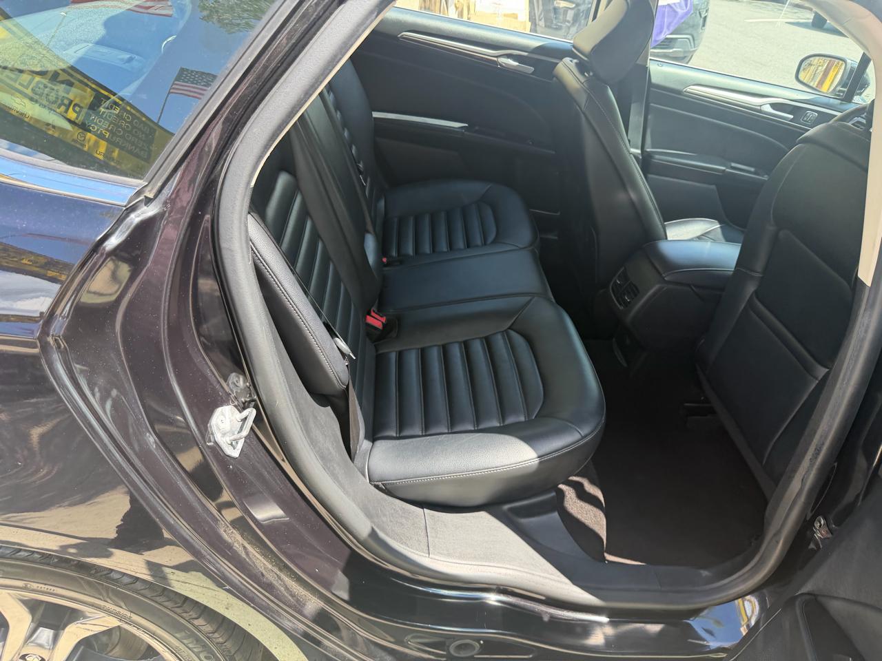 Ford Fusion SEL 2020