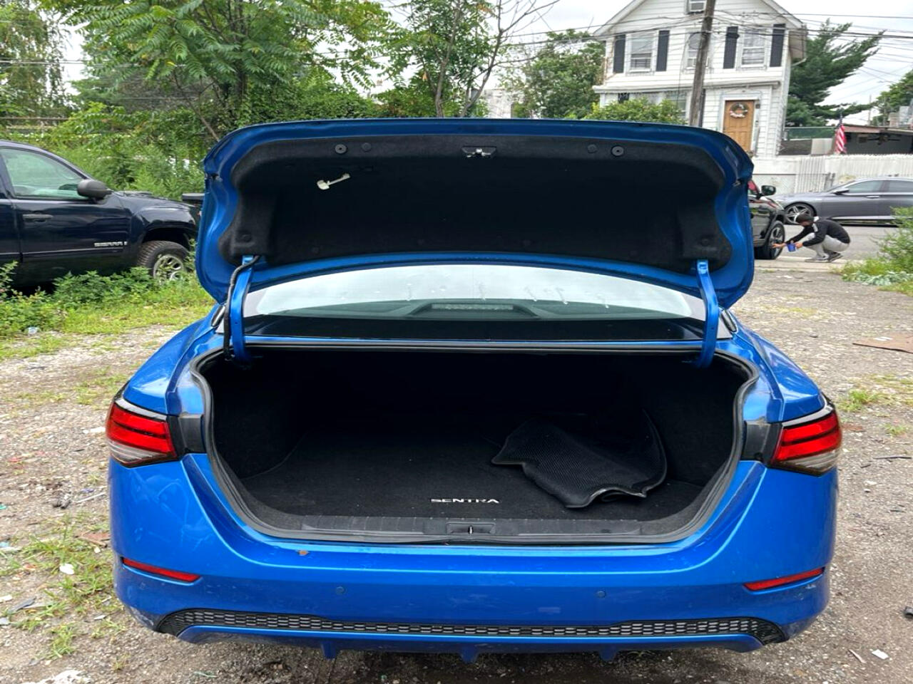 2024 Nissan Sentra SV photo 11