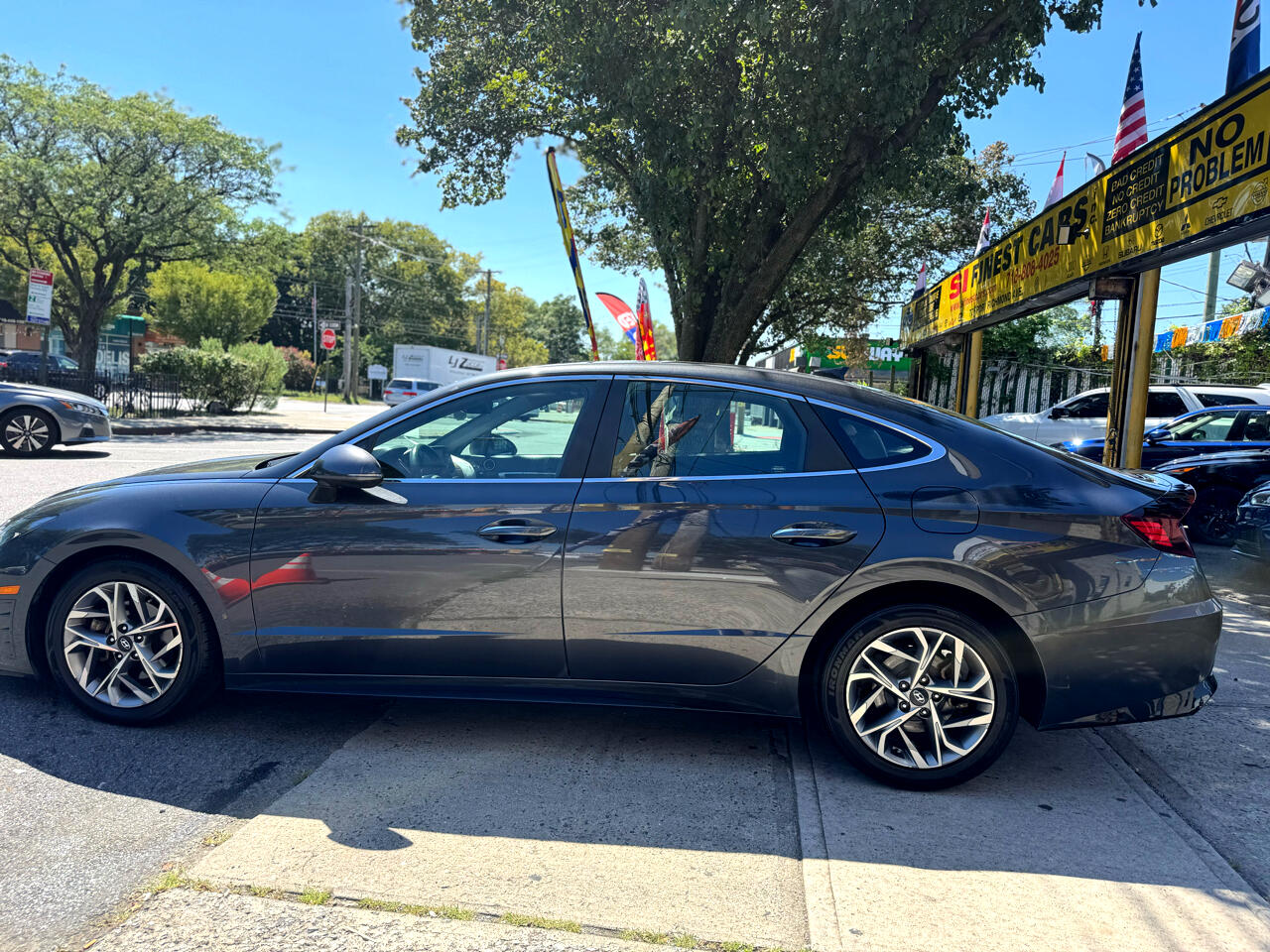 2020 Hyundai Sonata SEL photo 3