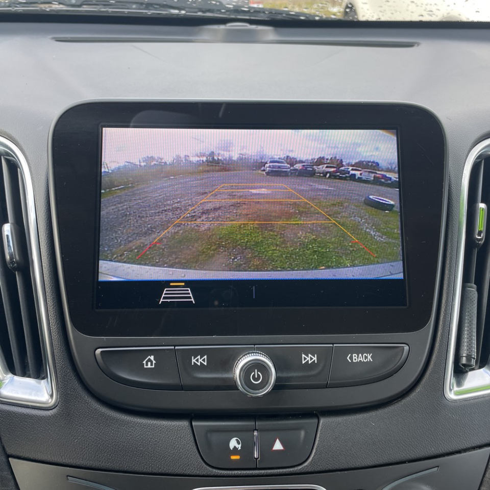 2020 Chevrolet Malibu 1LT photo 3