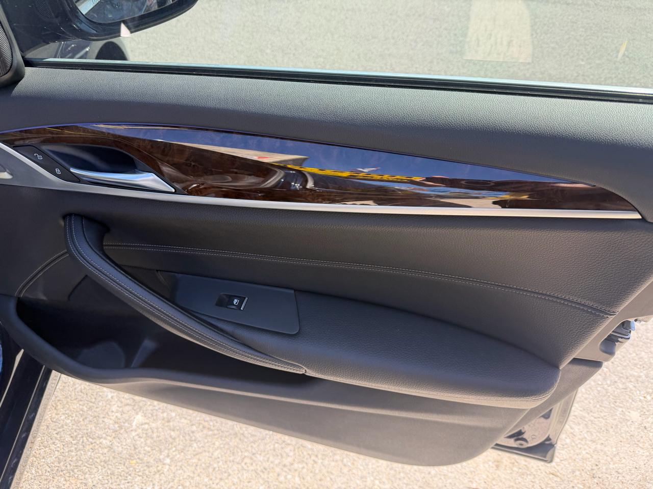 BMW 5-Series 530i xDrive 2018