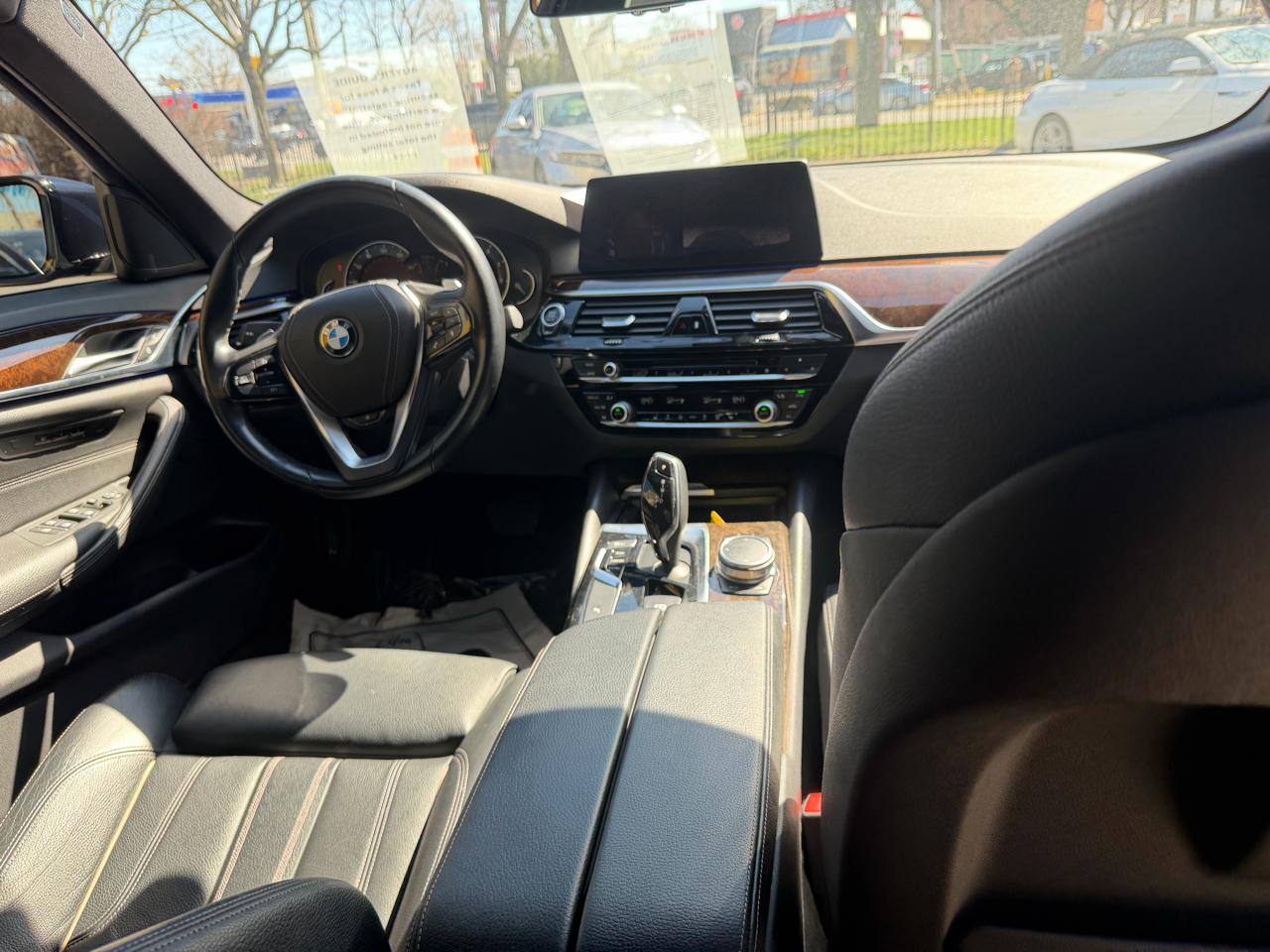 BMW 5-Series 530i xDrive 2018