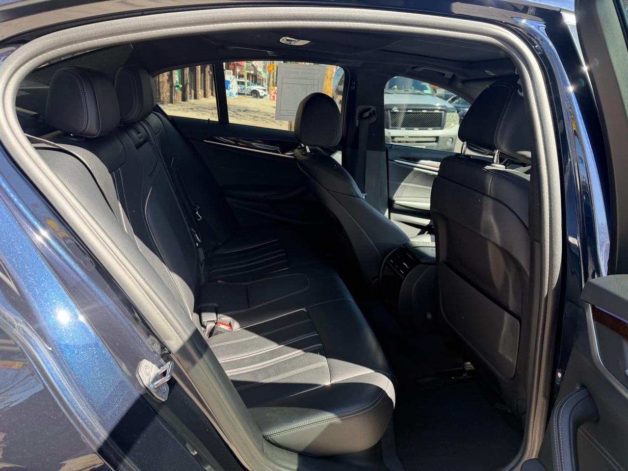 BMW 5-Series 530i xDrive 2018