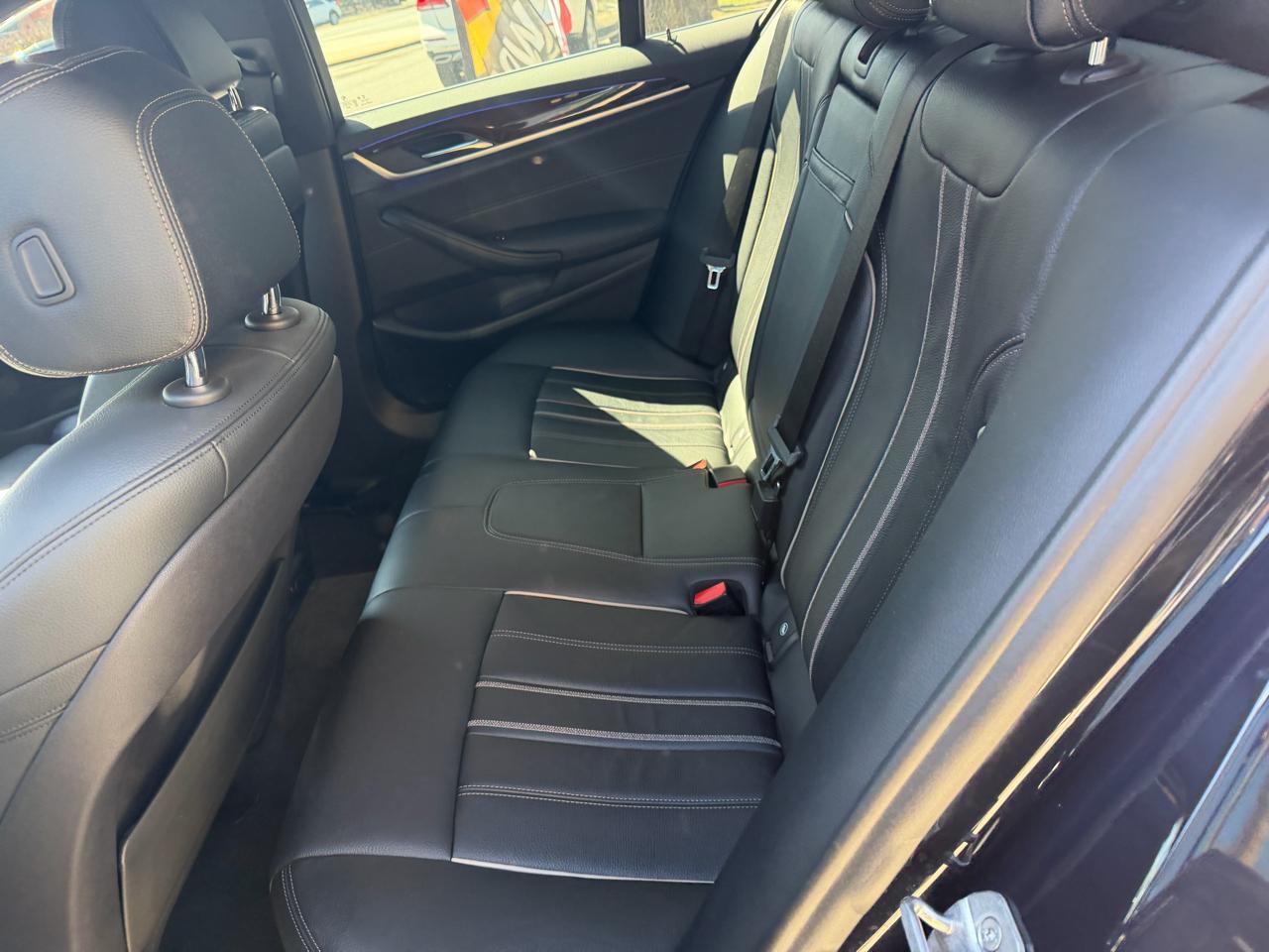 BMW 5-Series 530i xDrive 2018