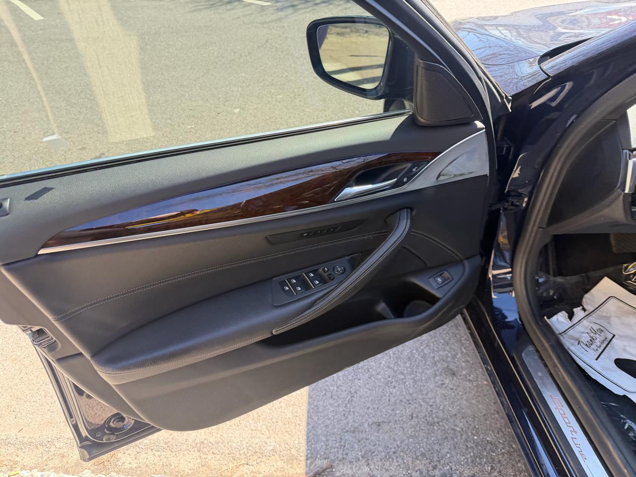 BMW 5-Series 530i xDrive 2018