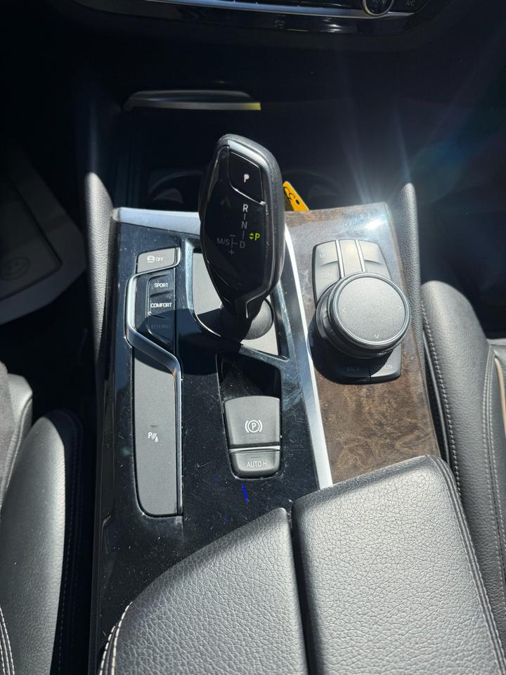 BMW 5-Series 530i xDrive 2018