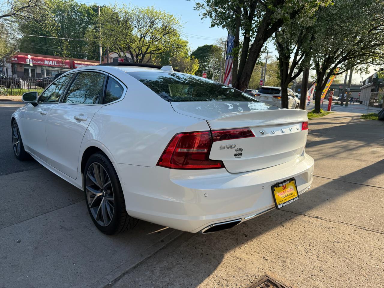 Volvo S90 T5 Momentum 2019
