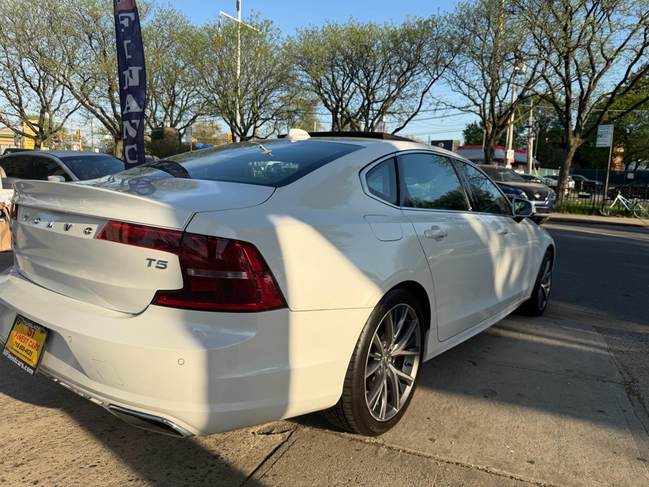 Volvo S90 T5 Momentum 2019