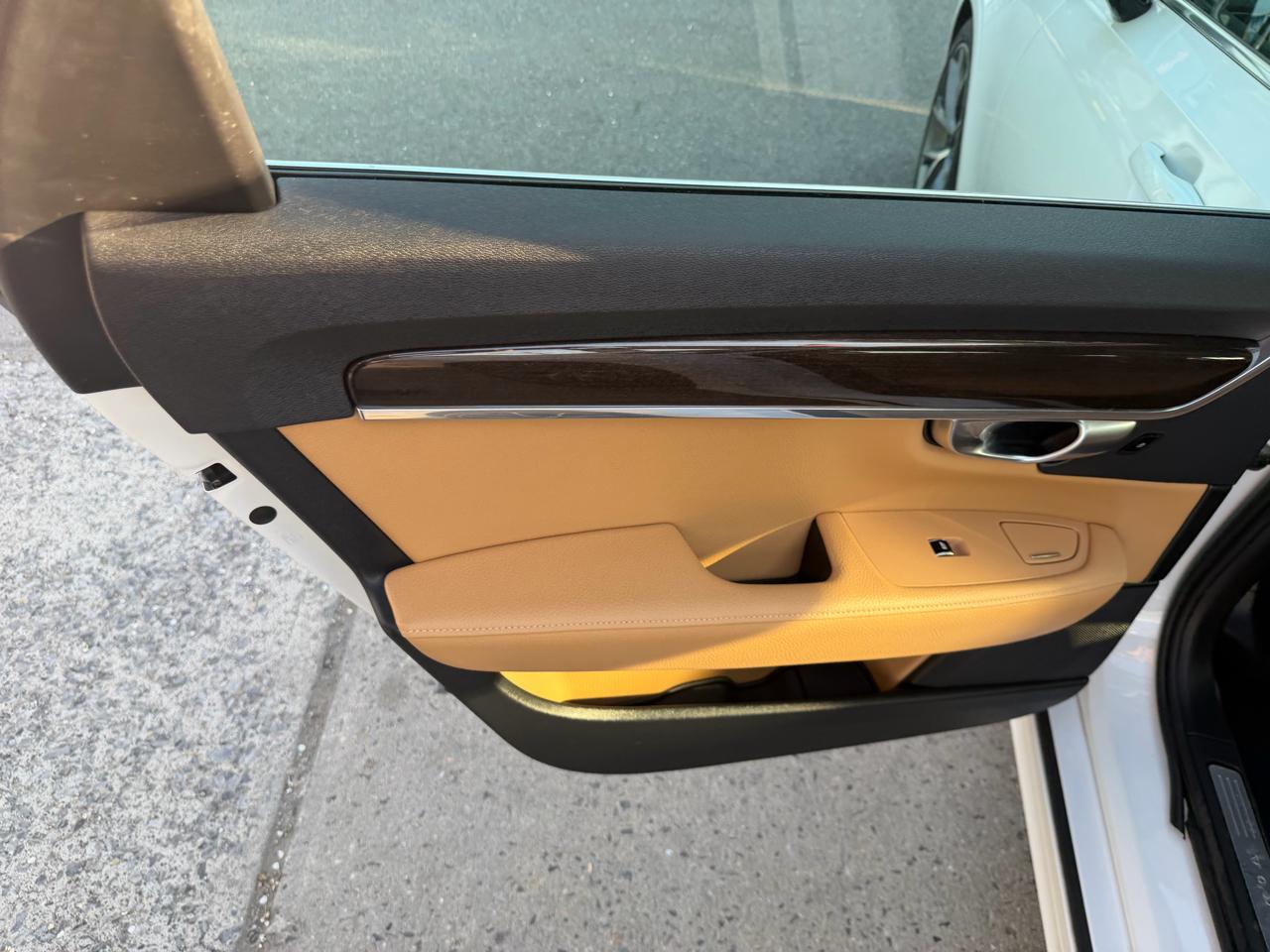 Volvo S90 T5 Momentum 2019