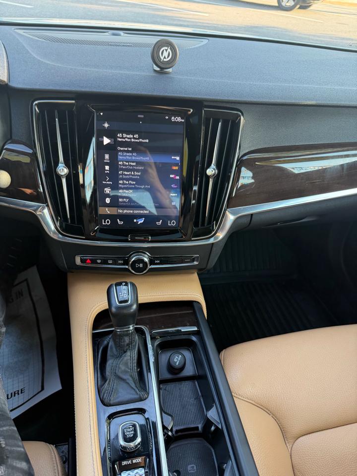 Volvo S90 T5 Momentum 2019