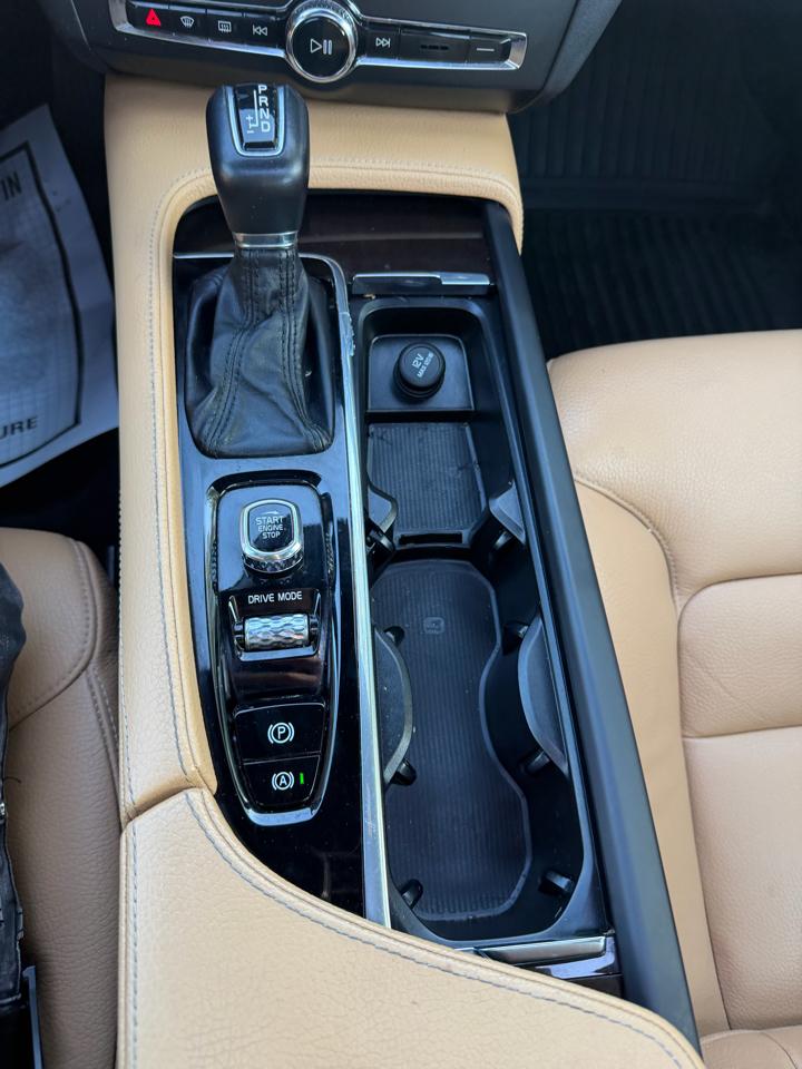 Volvo S90 T5 Momentum 2019