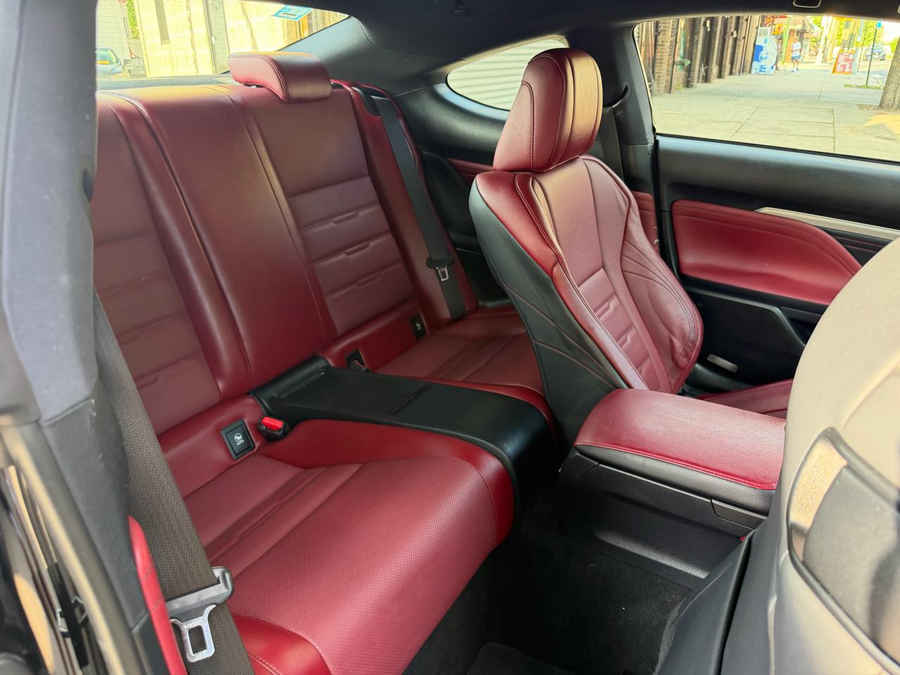 Lexus RC 300 Base 2016