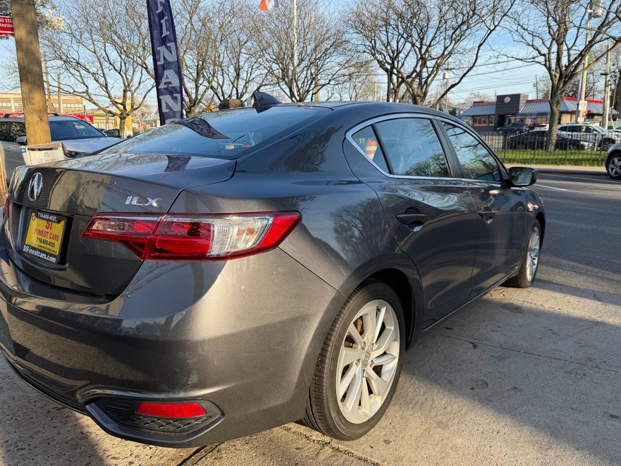 Acura ILX 8-Spd AT w/ AcuraWatch Plus Package 2018