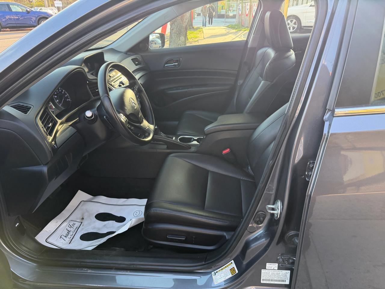 Acura ILX 8-Spd AT w/ AcuraWatch Plus Package 2018