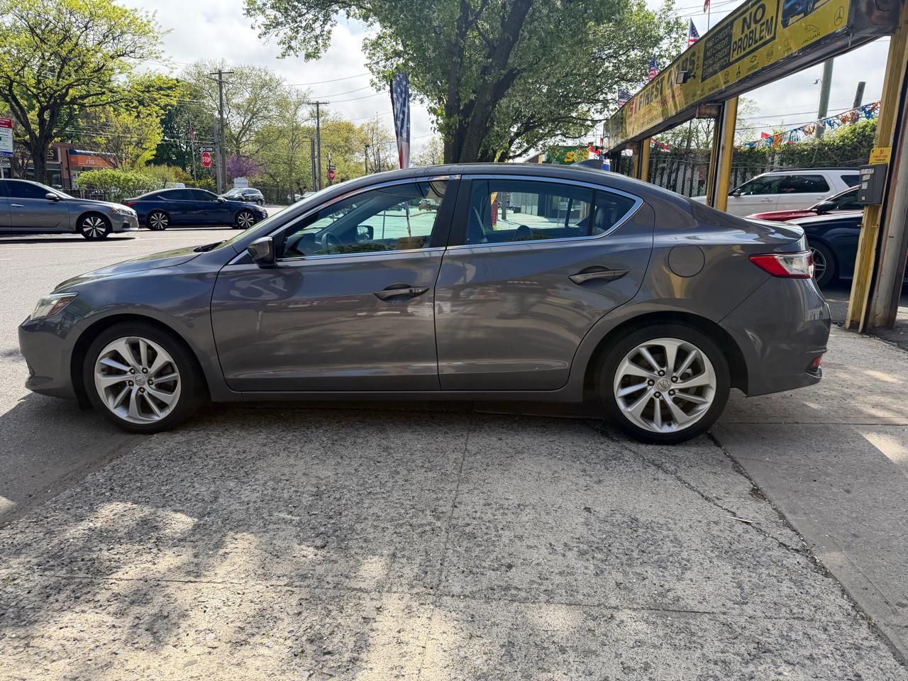 Acura ILX 8-Spd AT w/ AcuraWatch Plus Package 2018