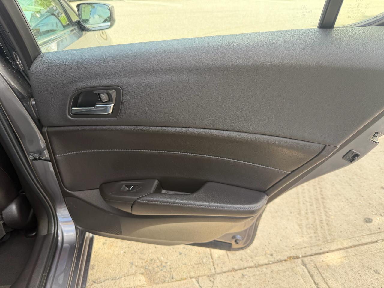 Acura ILX 8-Spd AT w/ AcuraWatch Plus Package 2018