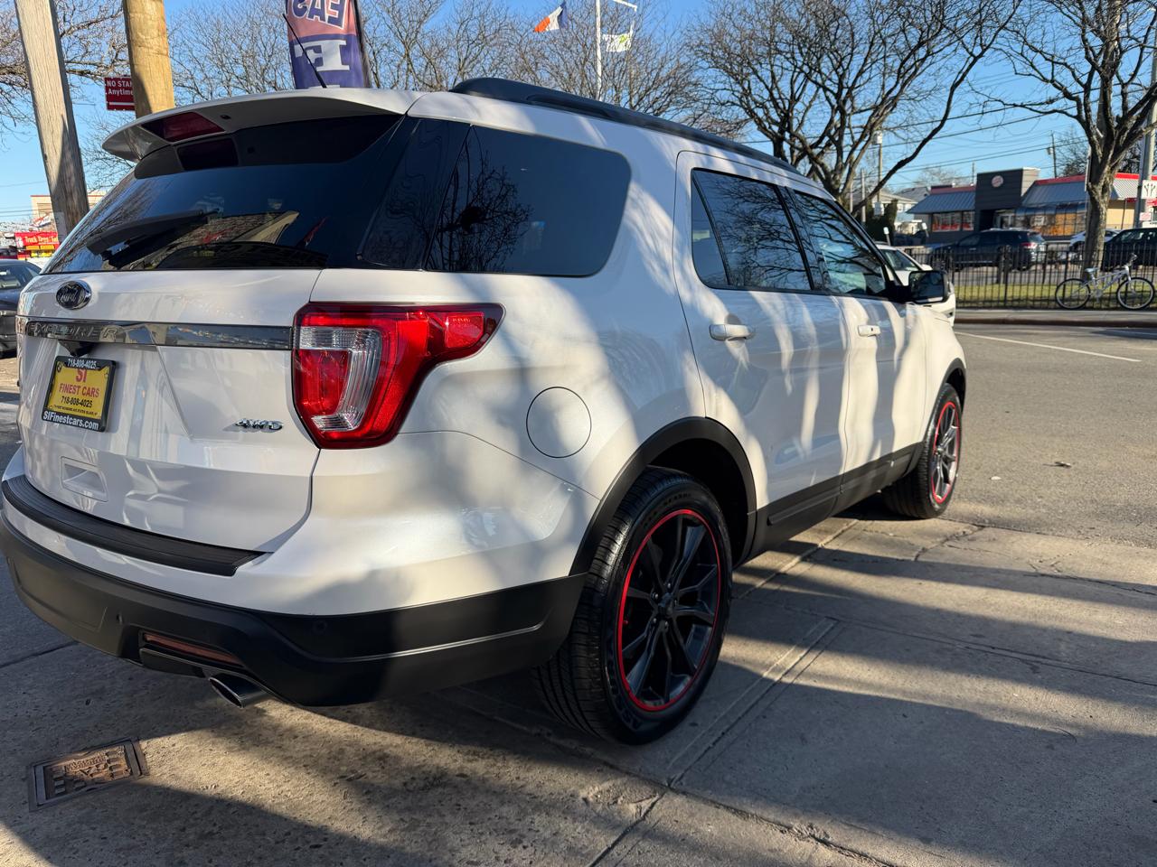 Ford Explorer XLT 4WD 2018