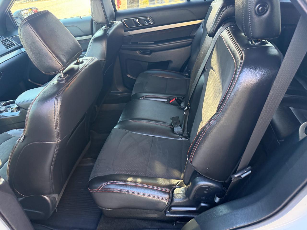 Ford Explorer XLT 4WD 2018