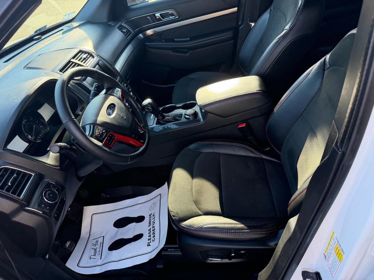 Ford Explorer XLT 4WD 2018