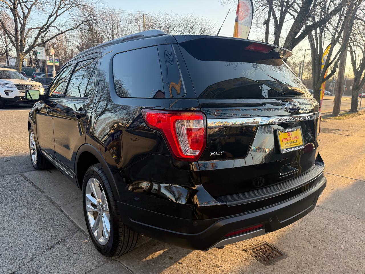 Ford Explorer XLT 4WD 2019