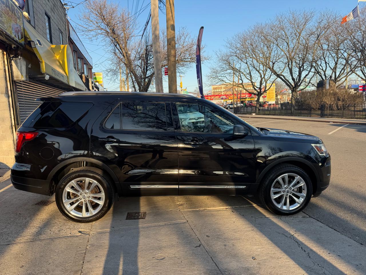 Ford Explorer XLT 4WD 2019