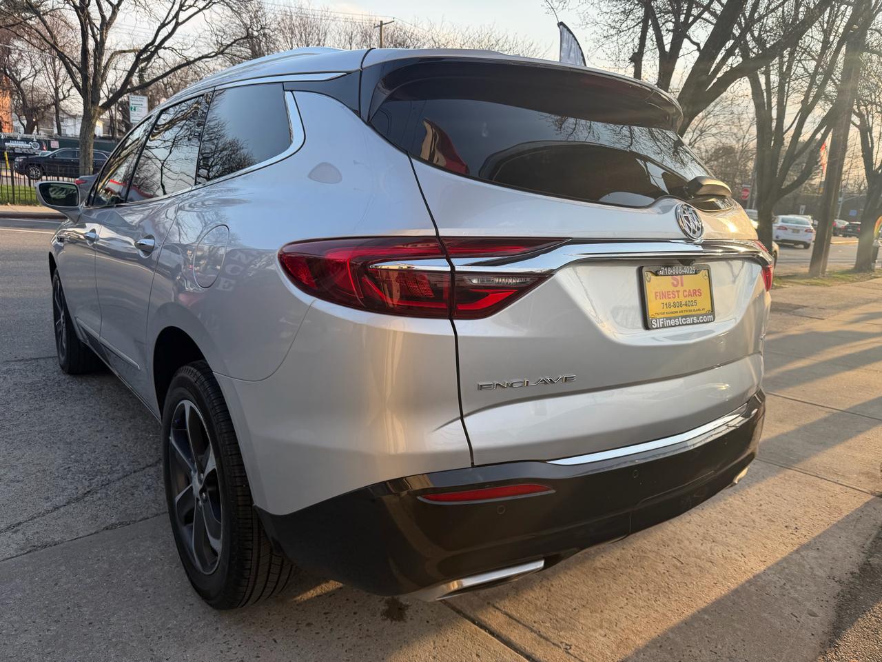 Buick Enclave Essence FWD 2020