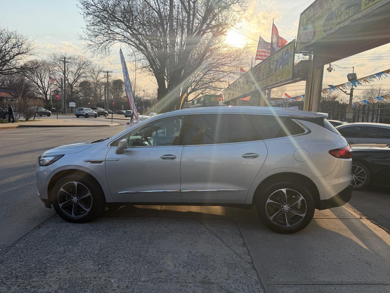 Buick Enclave Essence FWD 2020