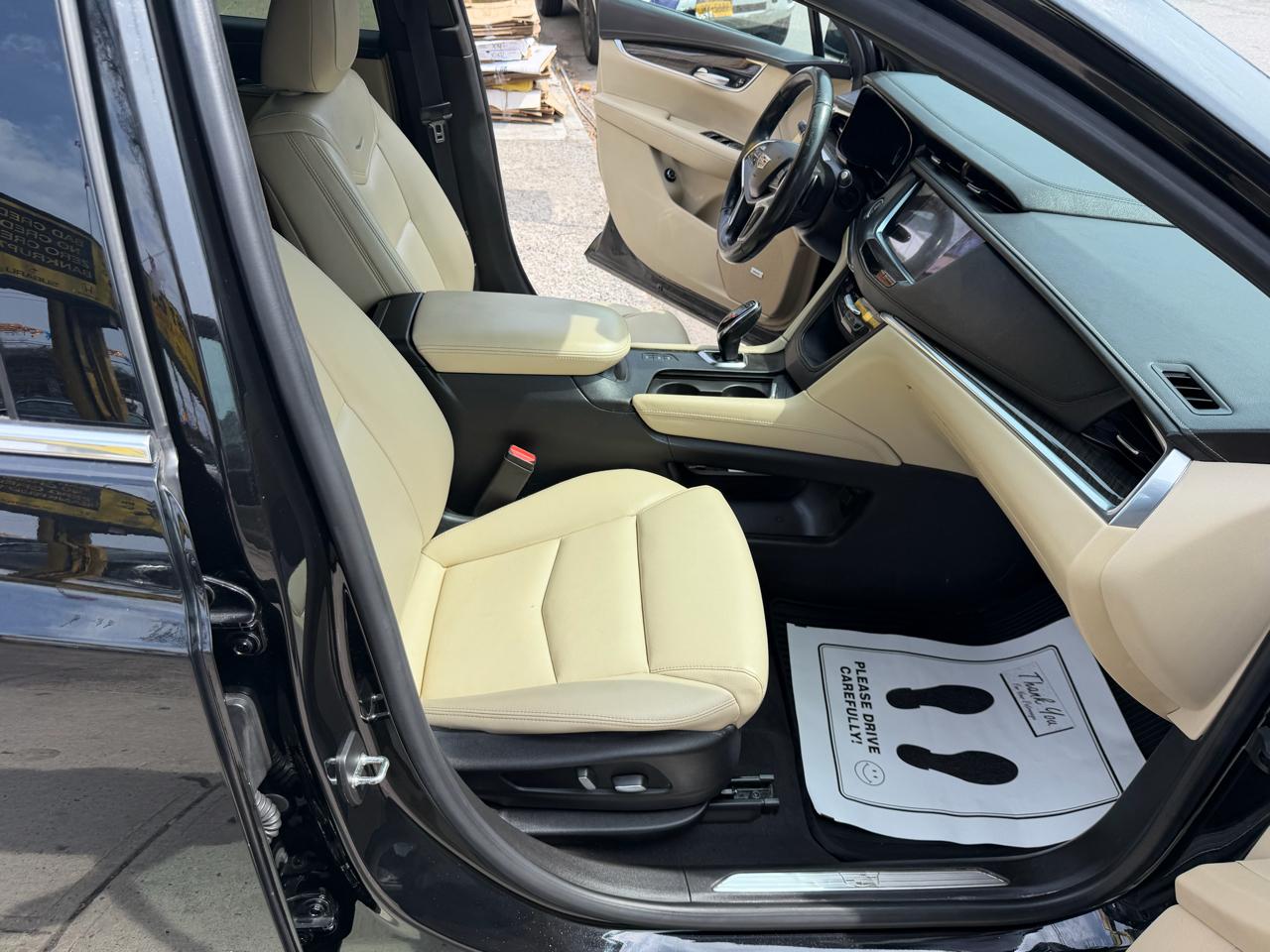 Cadillac XT5 Base AWD 2018