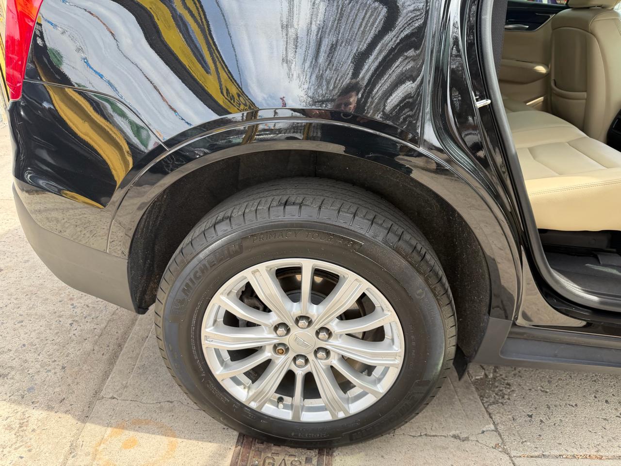 Cadillac XT5 Base AWD 2018