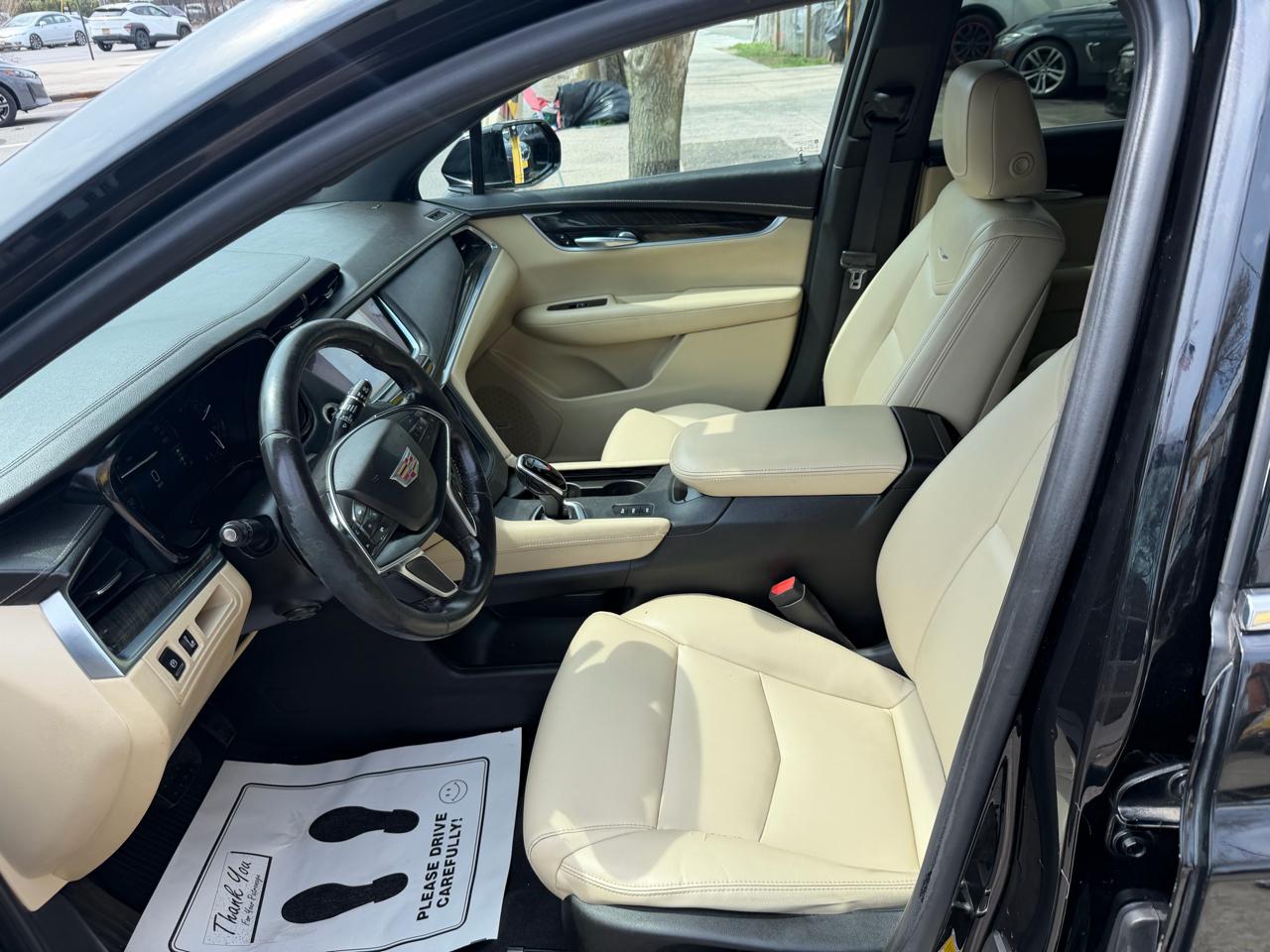 Cadillac XT5 Base AWD 2018