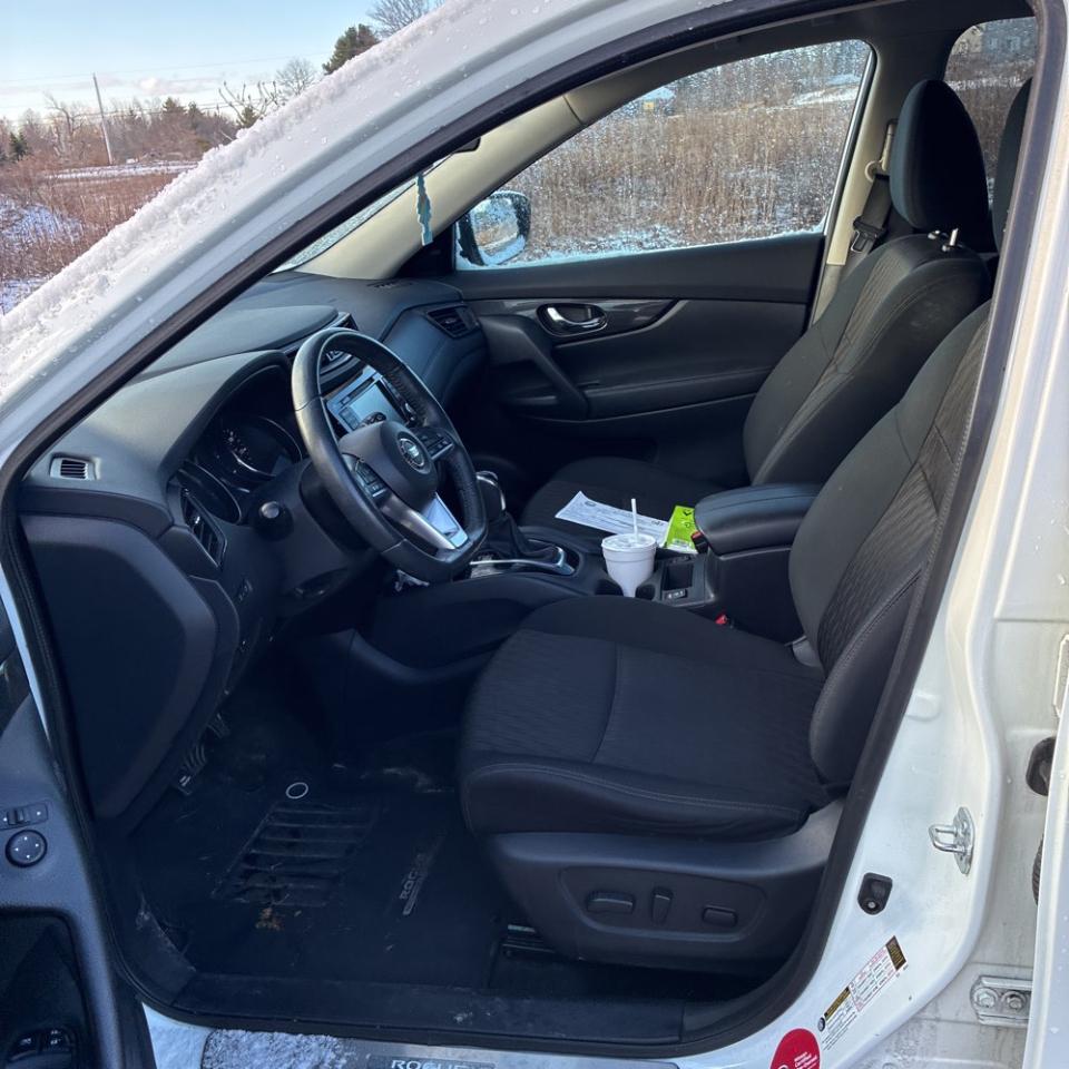 Nissan Rogue SV AWD 2018