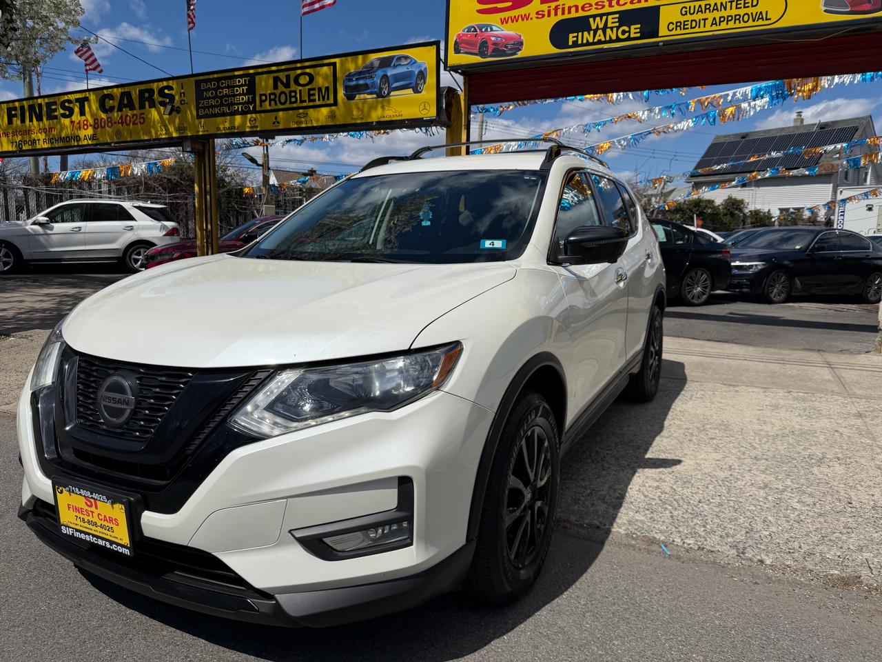 2018 Nissan Rogue SV - Photo 5