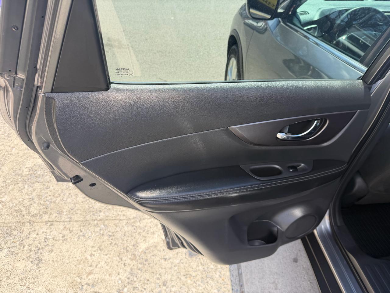 Nissan Rogue SV AWD 2015