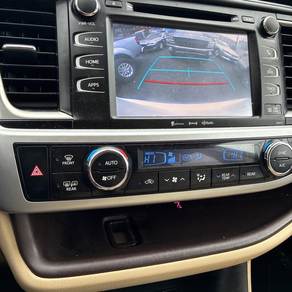 Toyota Highlander SE AWD V6 2018