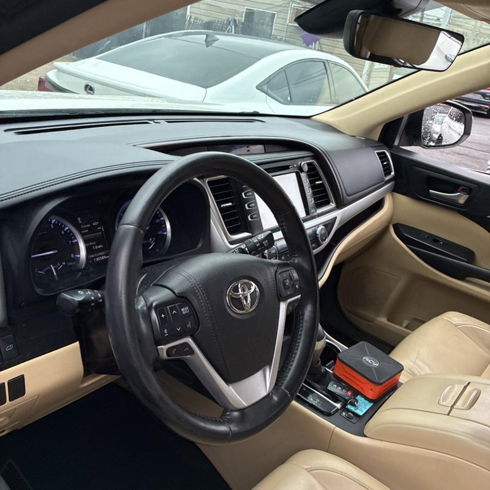 Toyota Highlander SE AWD V6 2018