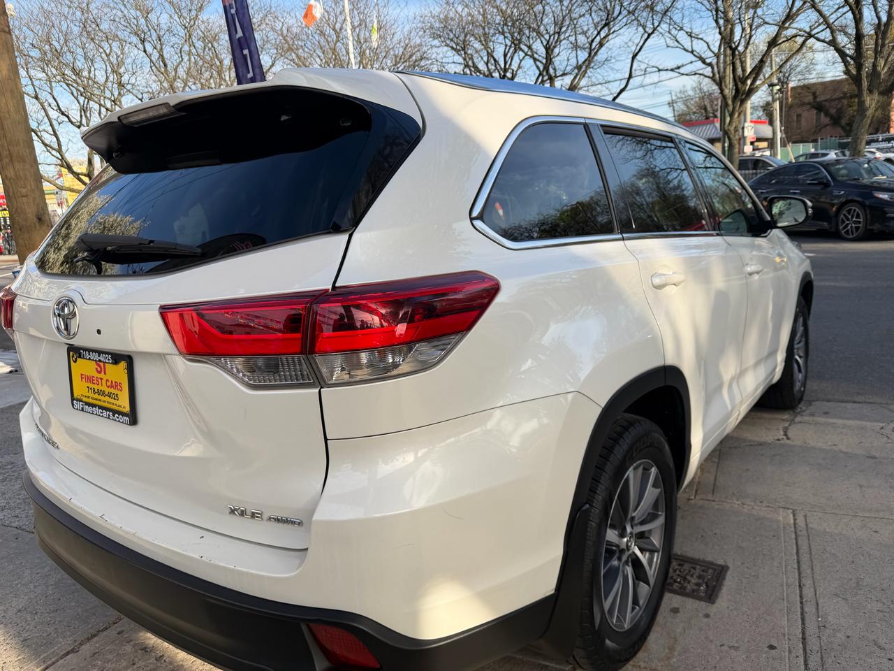 Toyota Highlander SE AWD V6 2018