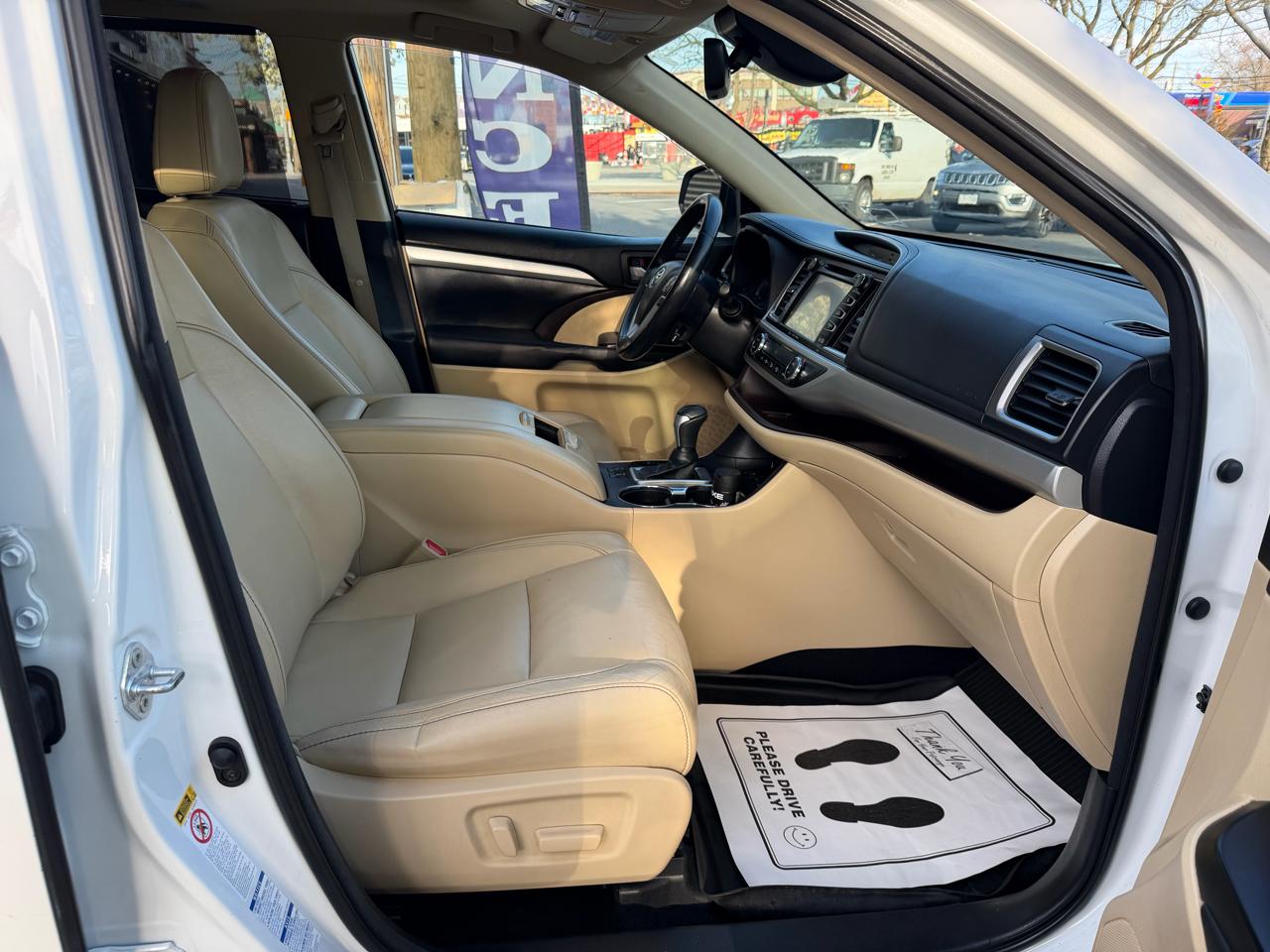 Toyota Highlander SE AWD V6 2018