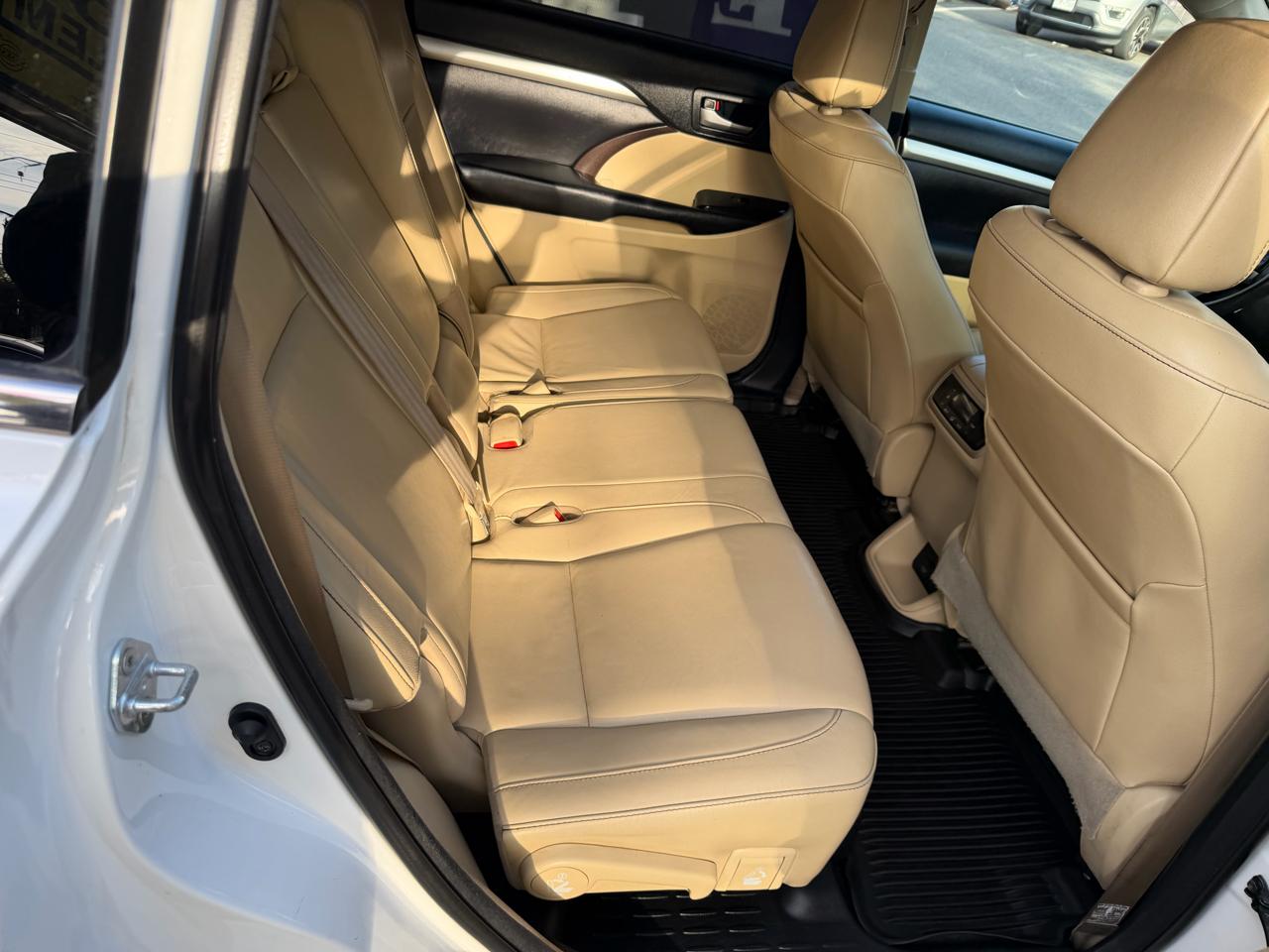 Toyota Highlander SE AWD V6 2018