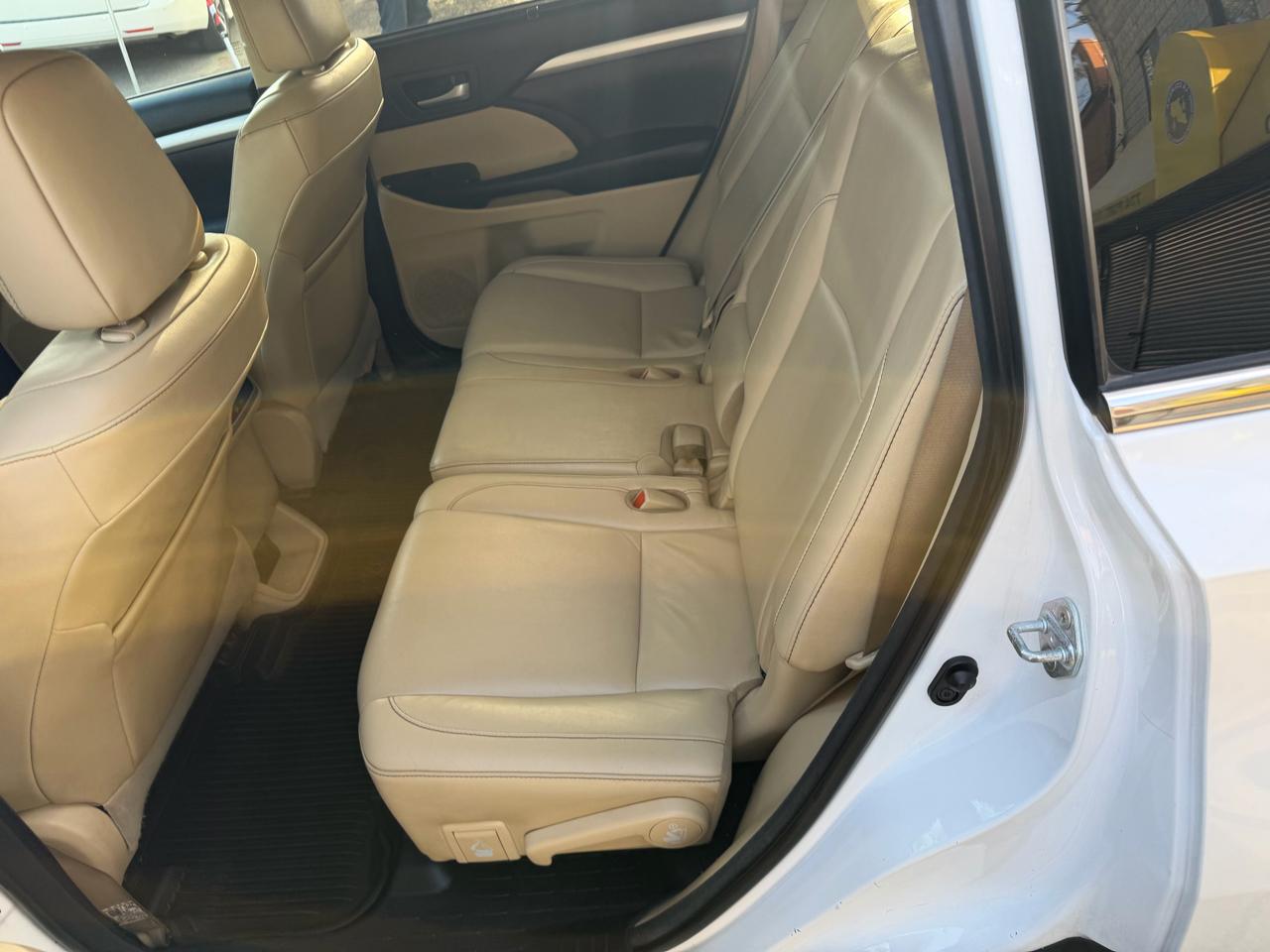 Toyota Highlander SE AWD V6 2018