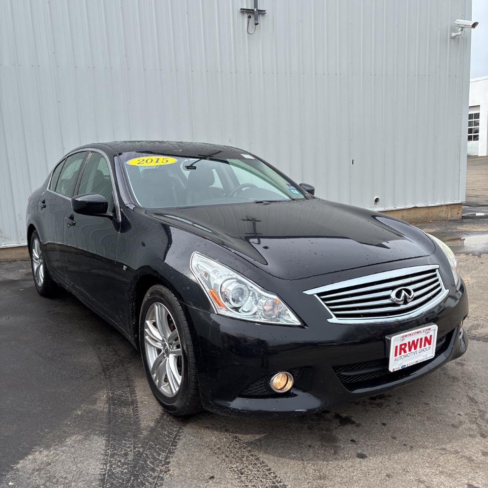 Infiniti Q40 RWD 2015