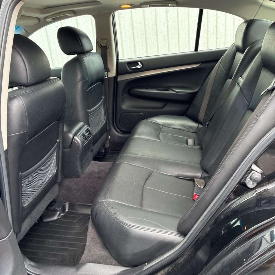 Infiniti Q40 RWD 2015