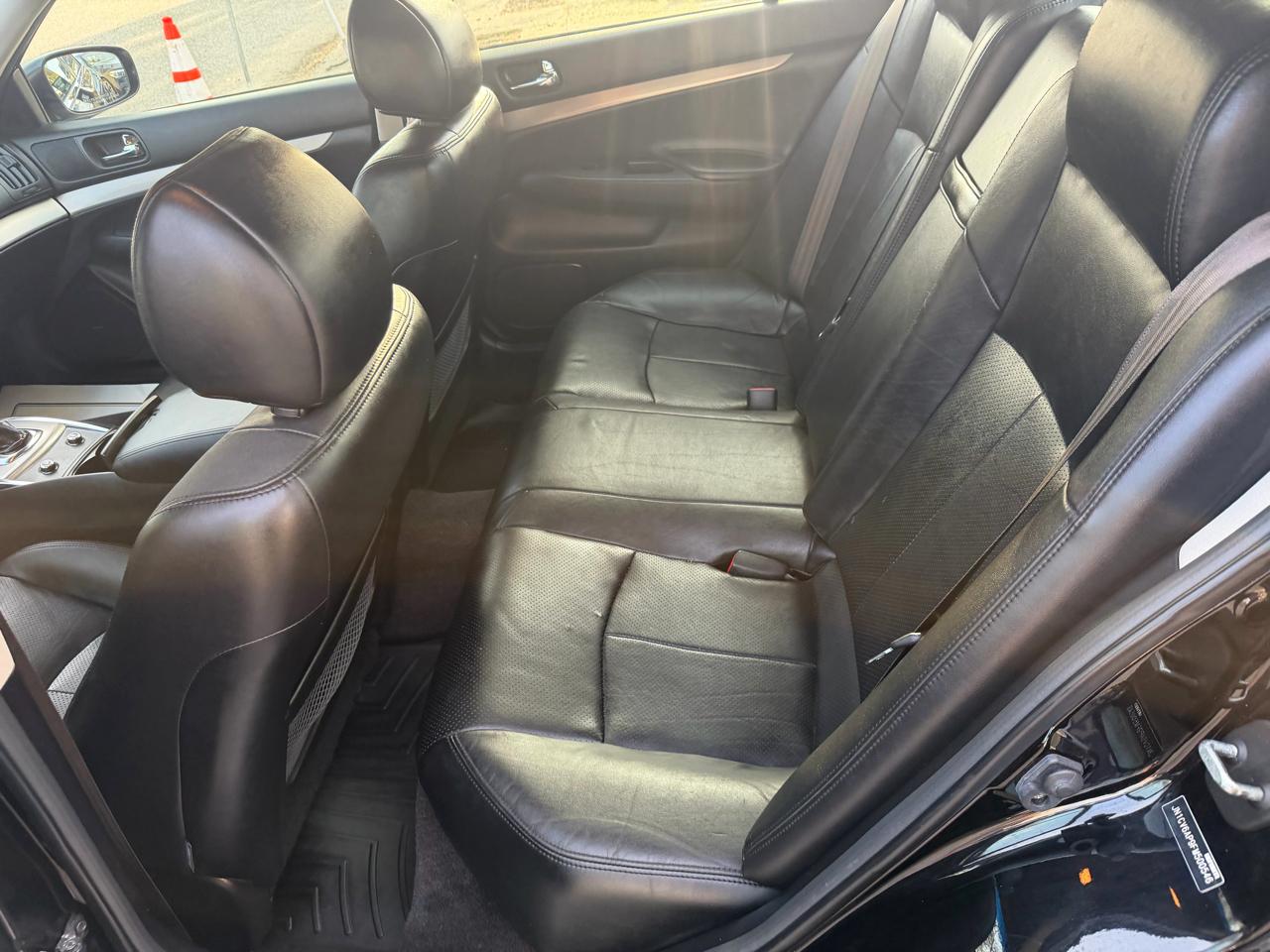 Infiniti Q40 RWD 2015