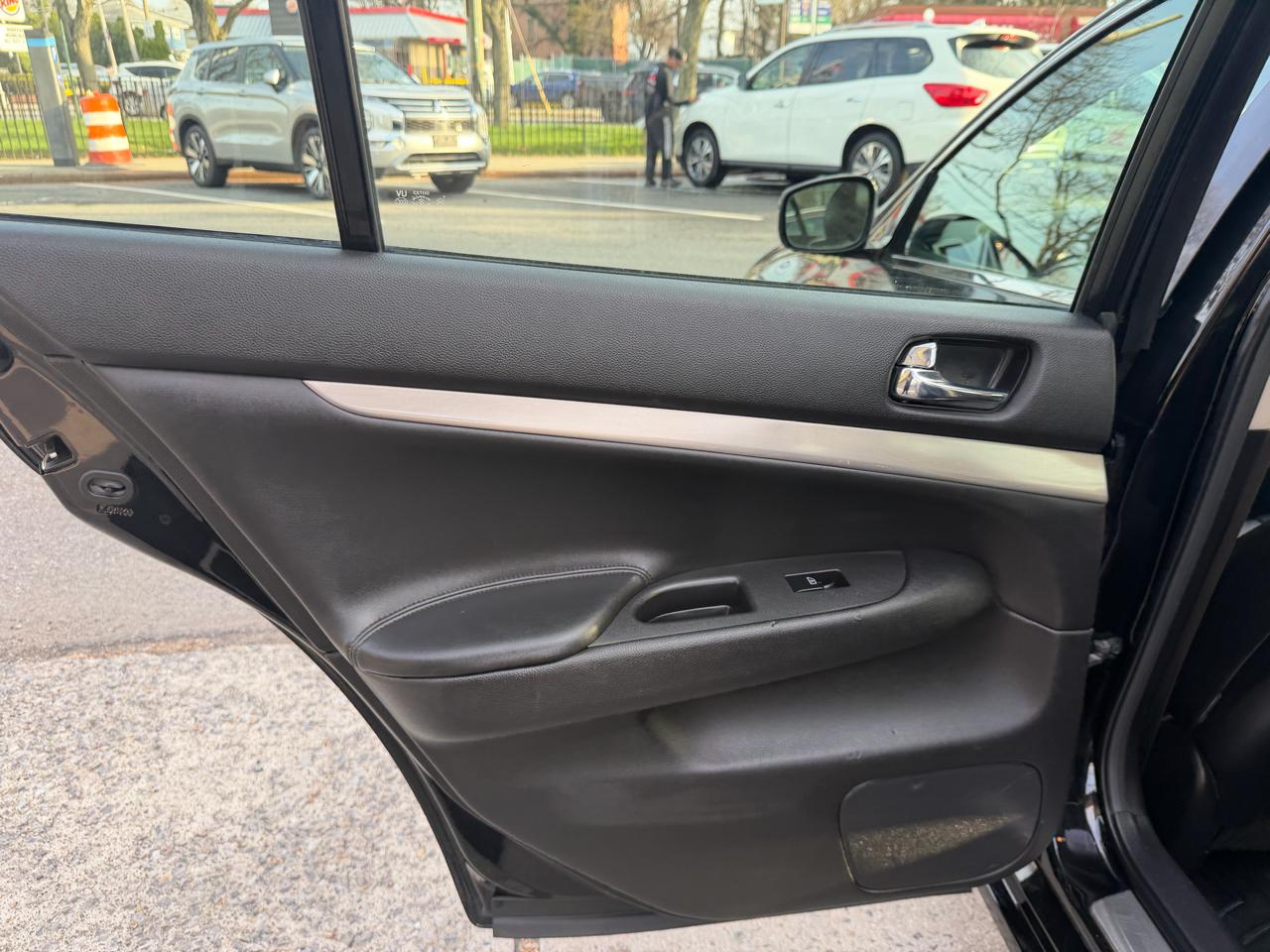 Infiniti Q40 RWD 2015