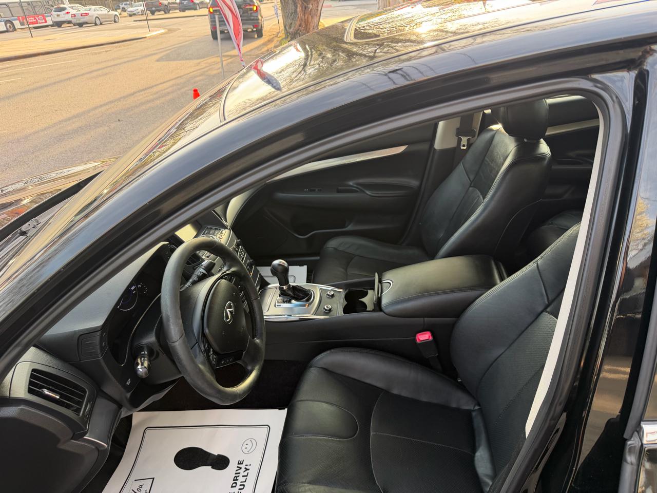 Infiniti Q40 RWD 2015