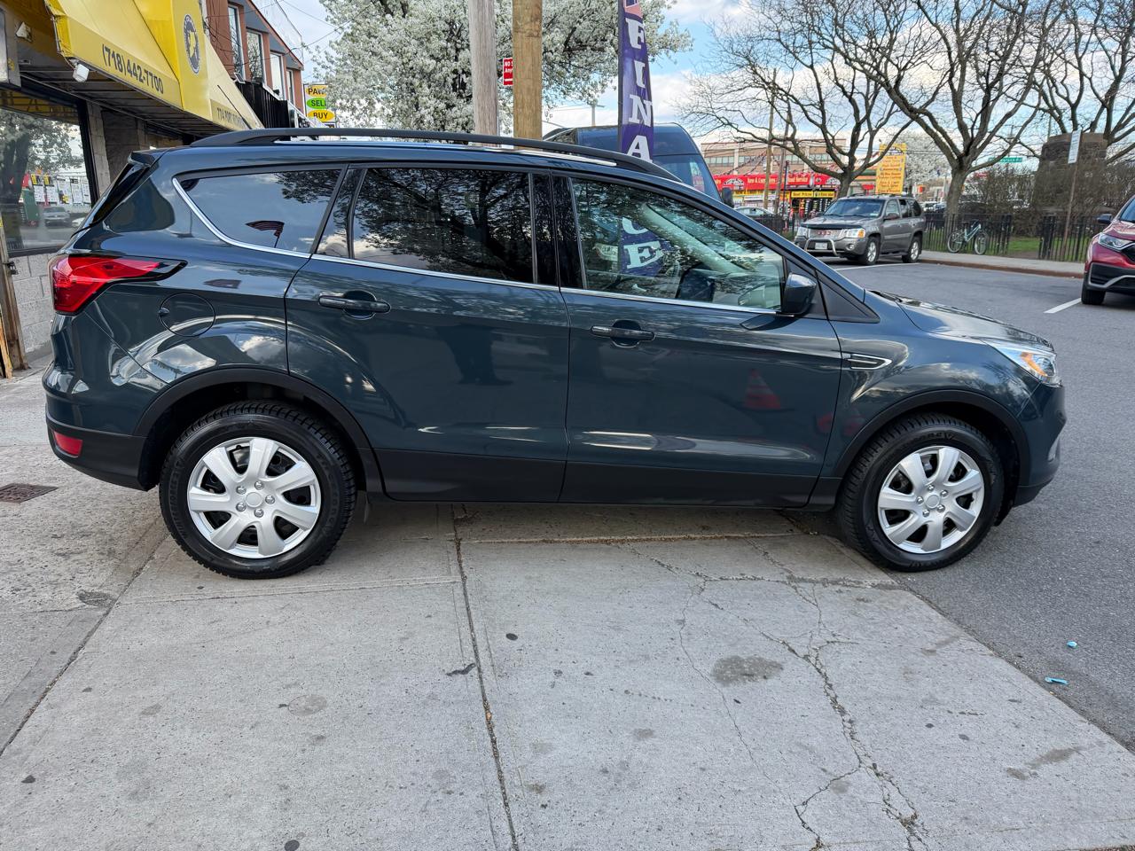Ford Escape SEL 4WD 2019