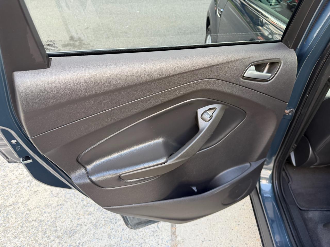 Ford Escape SEL 4WD 2019