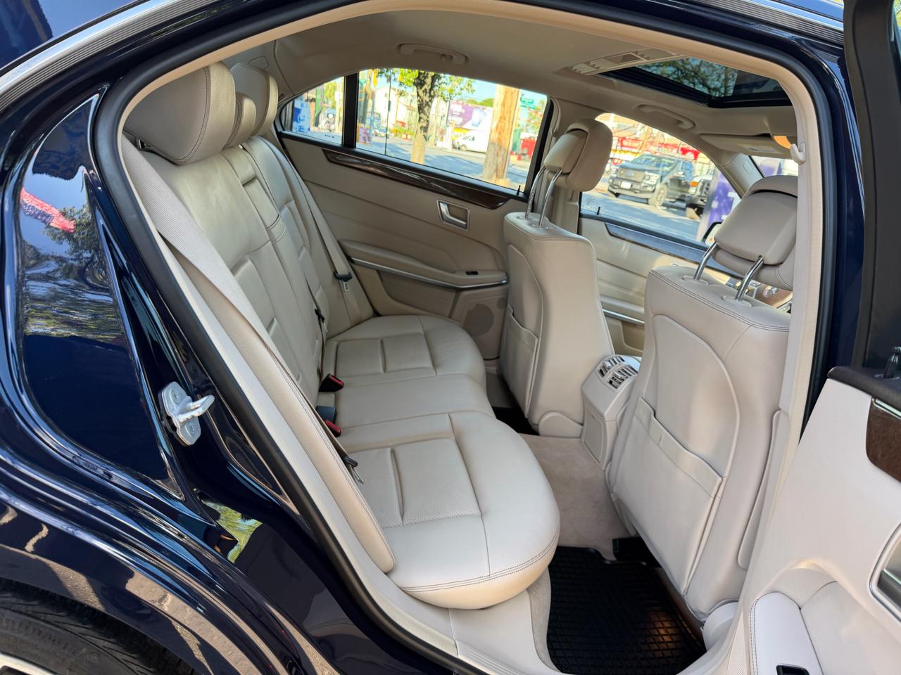 Mercedes-Benz E-Class E350 Sport 4MATIC Sedan 2016