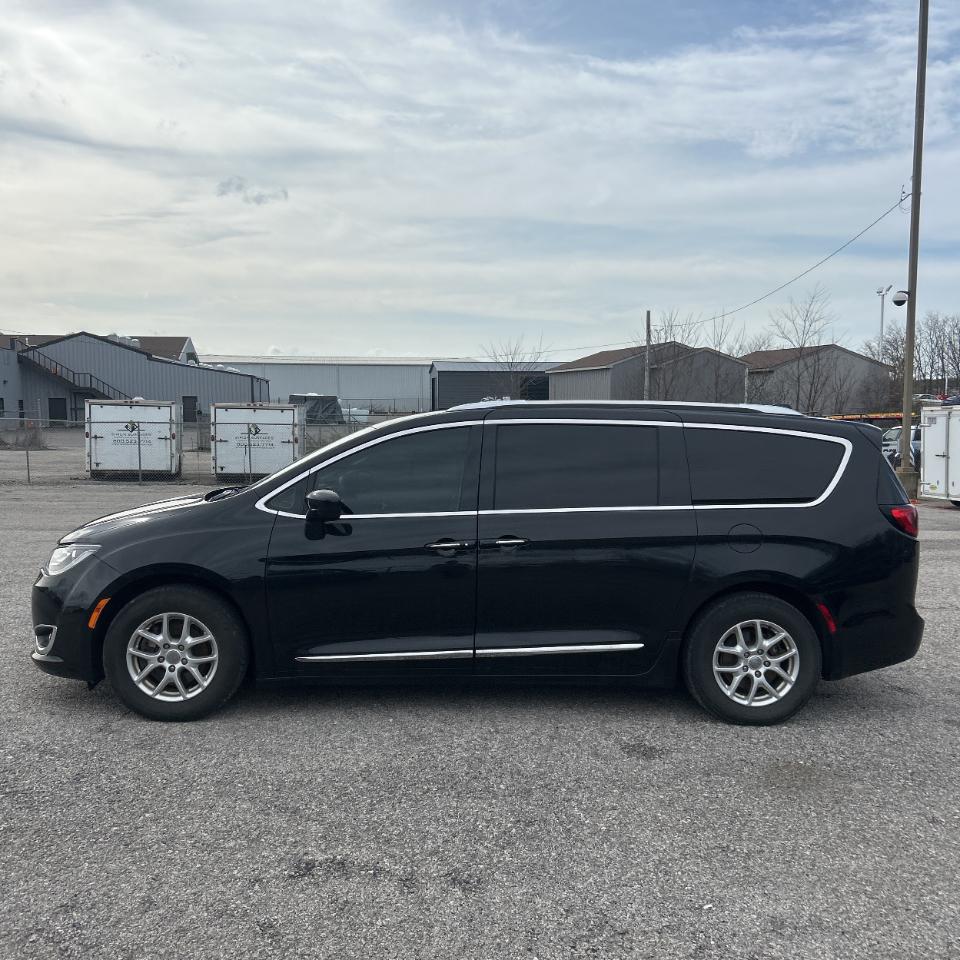 Chrysler Pacifica Touring-L 2020